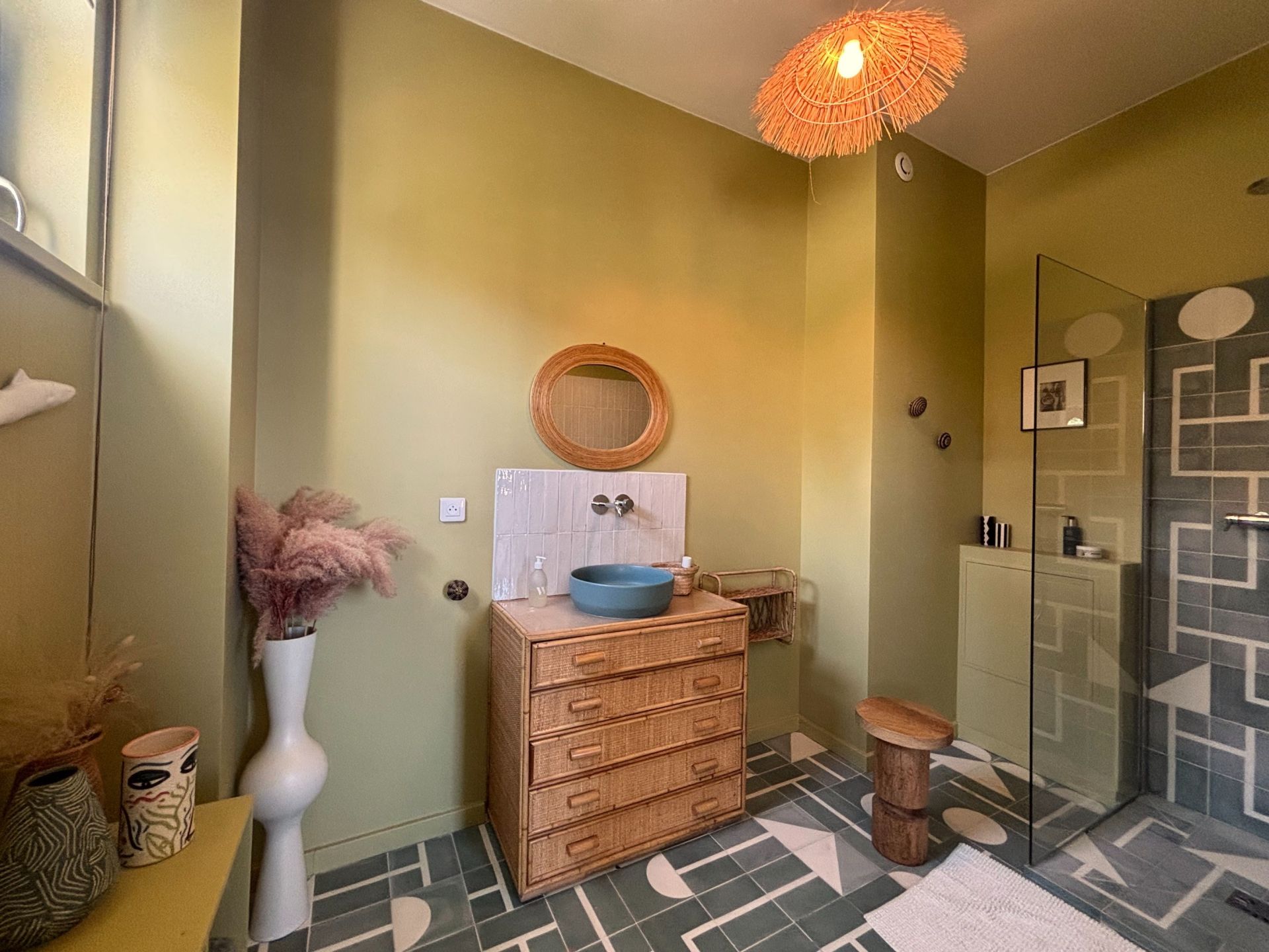 house 8 Rooms for seasonal rent on BENERVILLE SUR MER (14910)