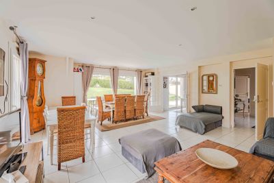 Vente Maison d'architecte Arromanches-les-Bains 11&nbsp;Pièces 261&nbsp;m²