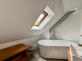 house 8 Rooms for sale on BAILLEUL LA VALLEE (27260)