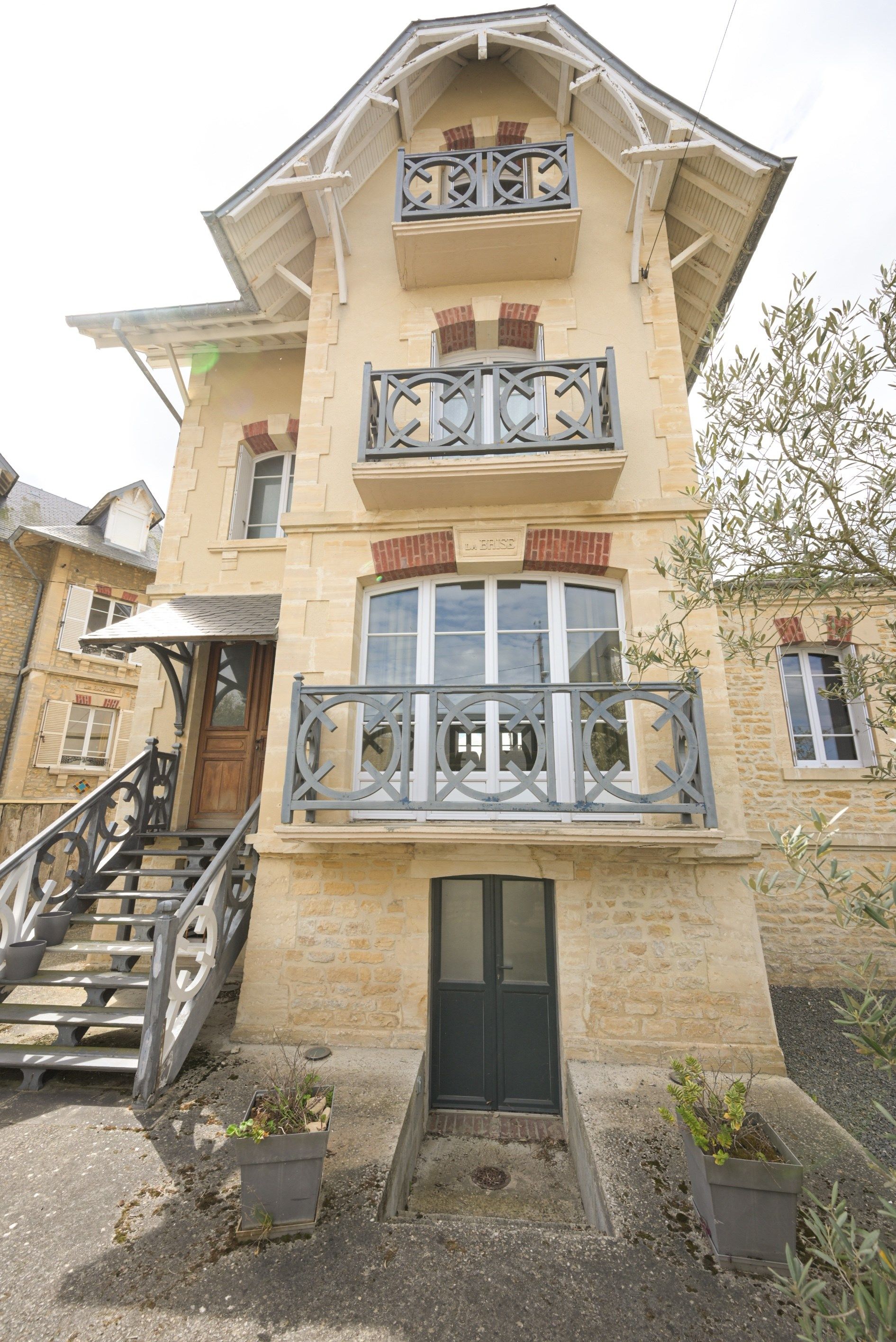 maison 7 Pièces en vente sur BERNIERES SUR MER (14990)