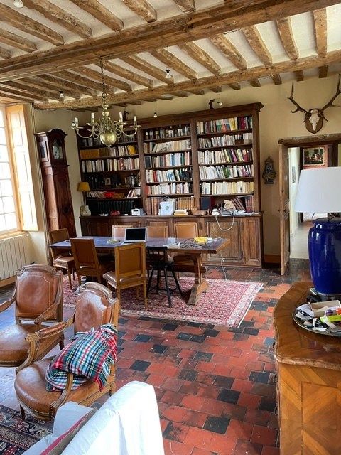 maison 8 Pièces en vente sur VIERVILLE SUR MER (14710)