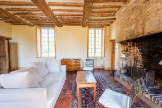 maison 8 Pièces en vente sur VIERVILLE SUR MER (14710)