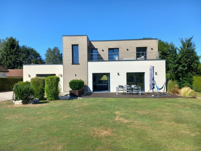 maison 6 Pièces en vente sur ELBEUF SUR ANDELLE (76780)