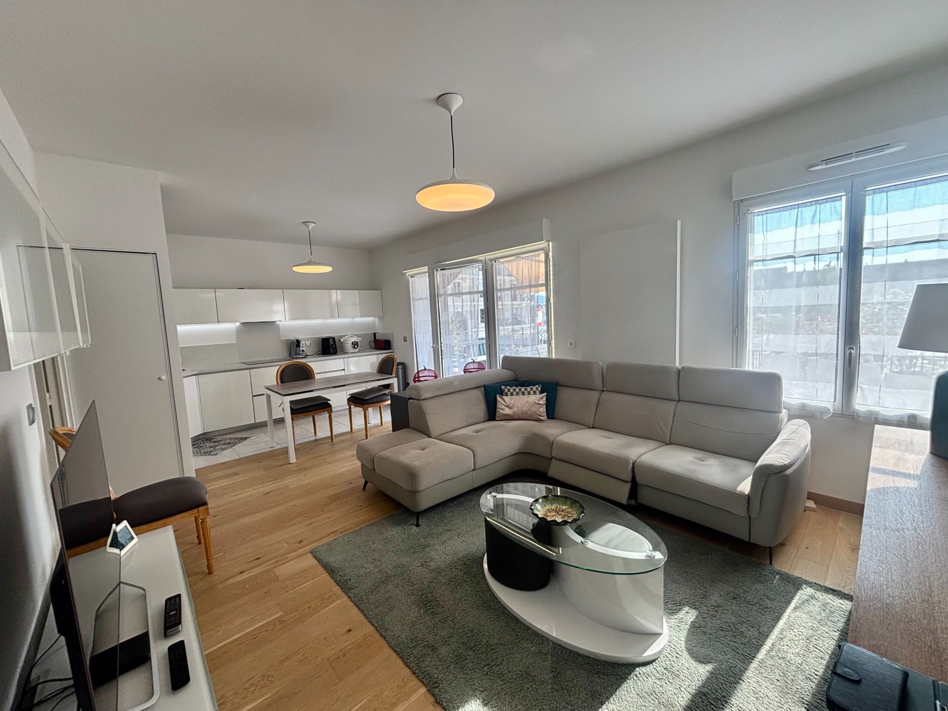 apartment 3 Rooms for sale on DEAUVILLE (14800)