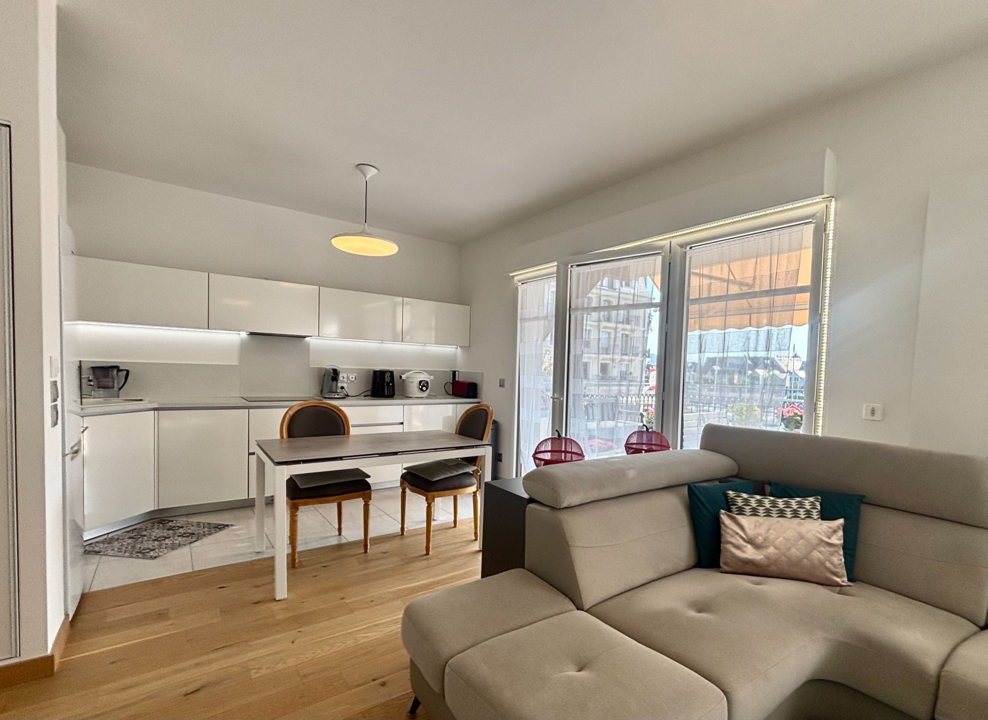 apartment 3 Rooms for sale on DEAUVILLE (14800)