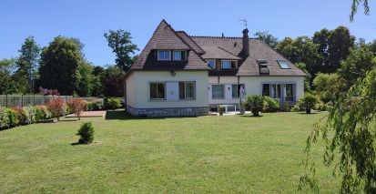 house 9 Rooms for sale on LOUVIERS (27400)