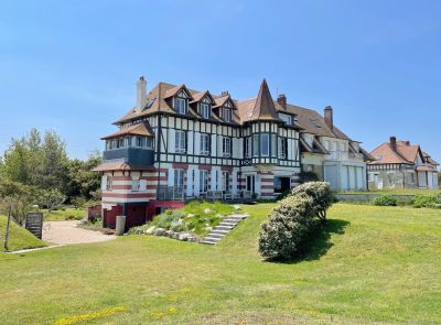 Vacances Maison Merville-Franceville-Plage 13 Pièces 380 m²