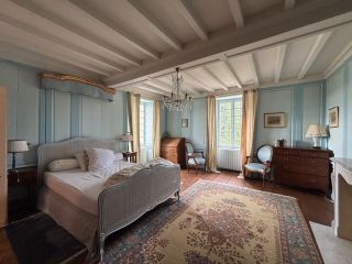 maison 9 Pièces en vente sur STE MARIE DU MONT (50480)