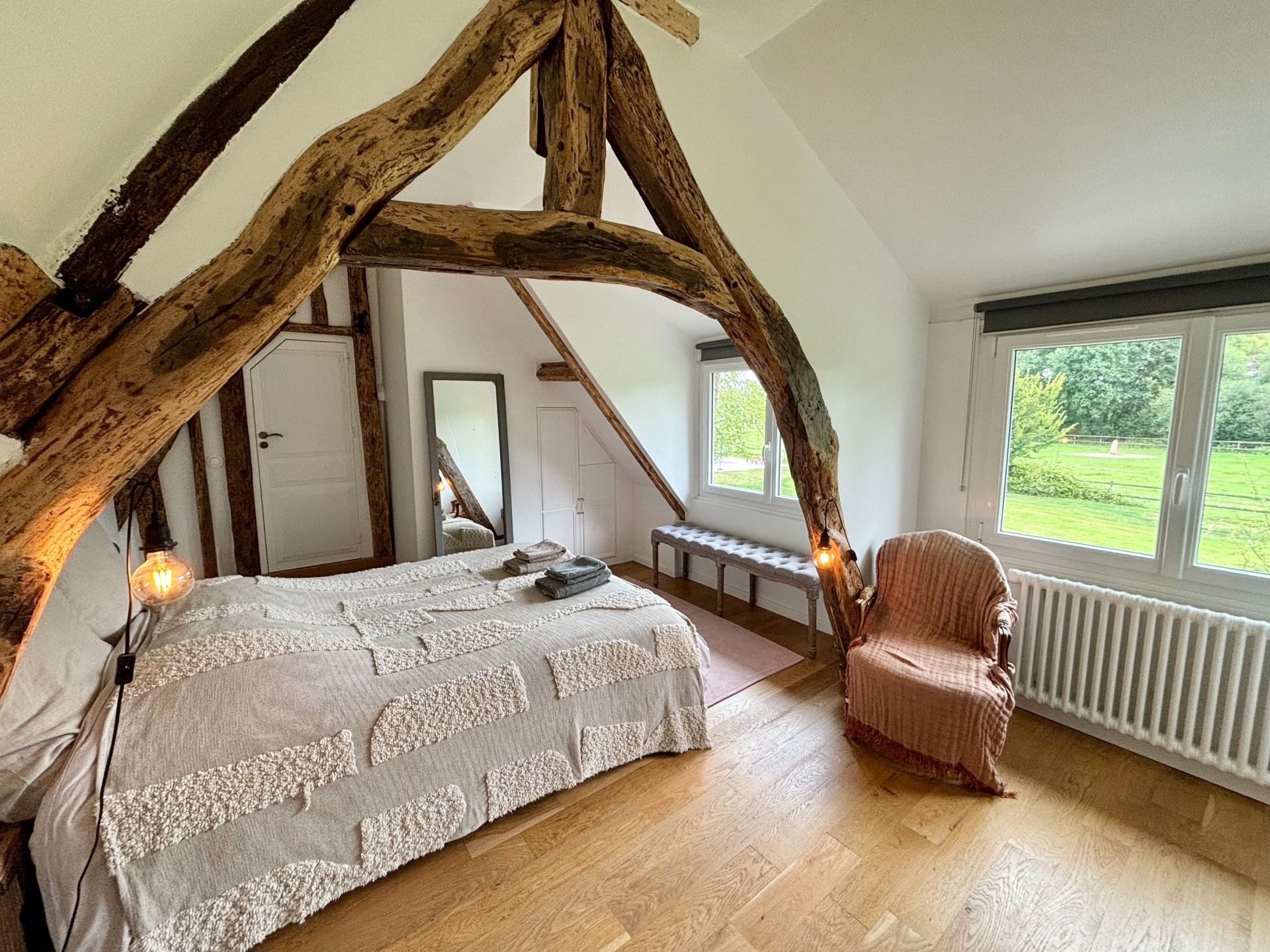 thatched cottage 5 Rooms for seasonal rent on BONNEBOSQ (14340)