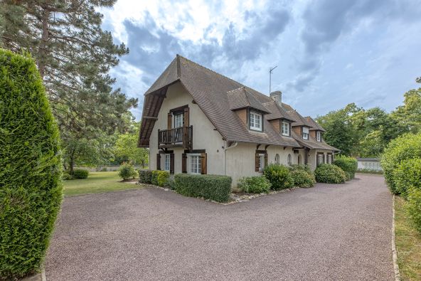 Vente Maison Brionne 7&nbsp;Pièces 212&nbsp;m²