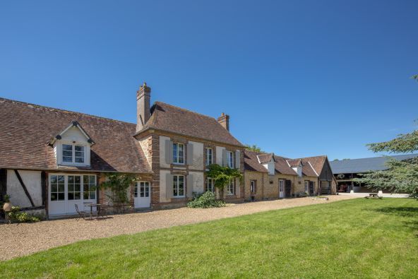 Sale House Saint-Antonin-de-Sommaire 7 Rooms 260 m²